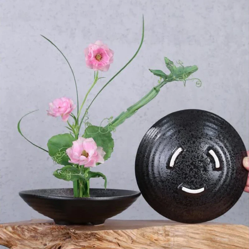 Japanische Frosch Keramik Vase – Ikebana Vase Kenzan Bewertung und Preis